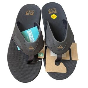 Reef Fanning Bottle Opener Brown Flip Flop Sandals Size 9 NWT